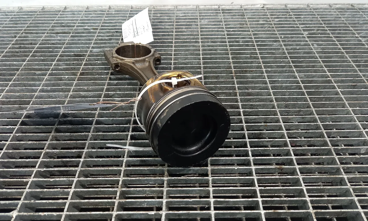 PISTON VOLKSWAGEN CADDY III 2004-2016