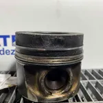 PISTON VOLKSWAGEN CADDY III 1.6 2004-2016 oe-03L107065J, vedere laterala