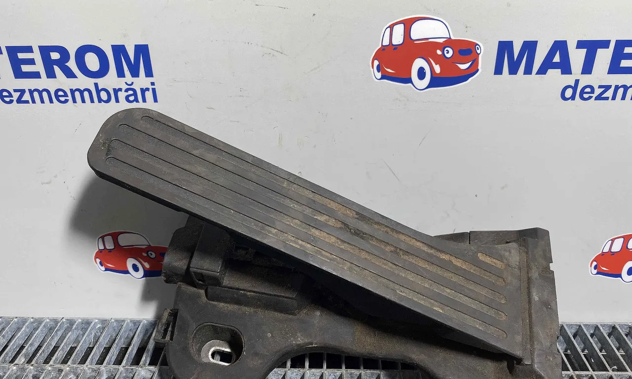 PEDALA ACCELERATIE VOLKSWAGEN CADDY III 2004-2016