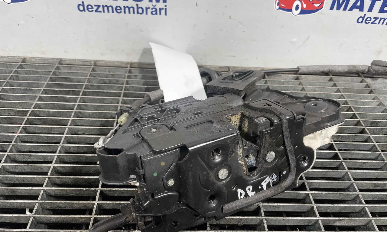INCUIETOARE USA FATA DREAPTA VOLKSWAGEN CADDY IV 2015-2020