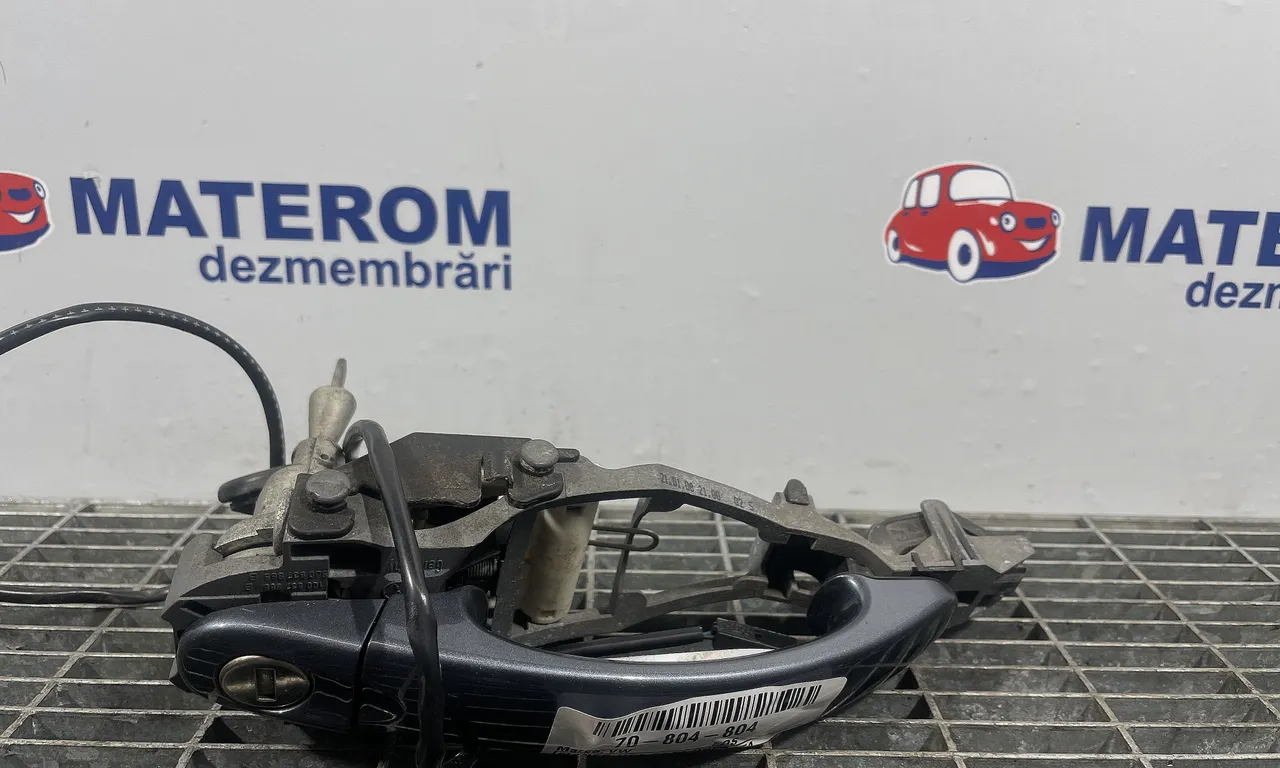 MANER USA FATA DREAPTA VOLKSWAGEN EOS 2006-2015