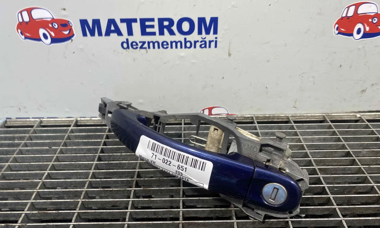 MANER USA FATA DREAPTA VOLKSWAGEN EOS 2006-2015