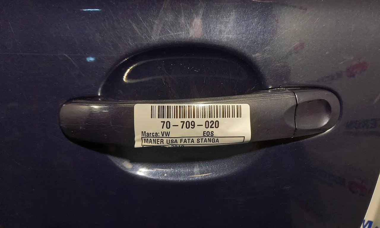 MANER USA FATA STANGA VOLKSWAGEN EOS 2006-2015