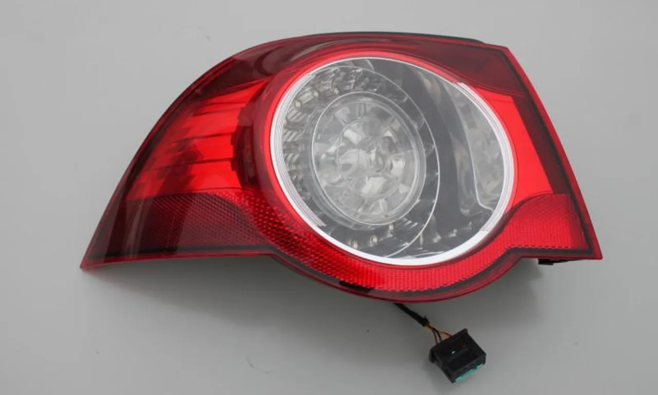 Stop LED aripa dreapta VOLKSWAGEN EOS 2006-2015
