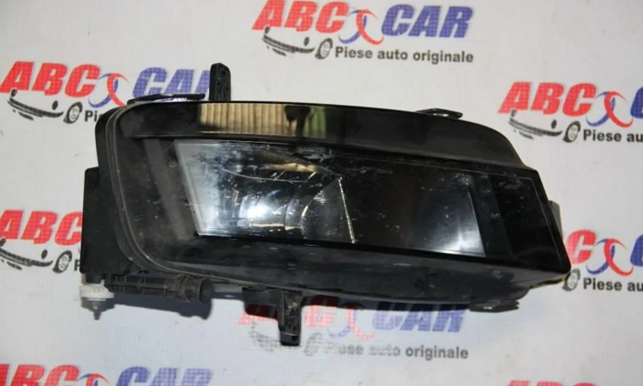 Proiector ceata dreapta VOLKSWAGEN GOLF ALLTRACK VII Variant 2014-2020