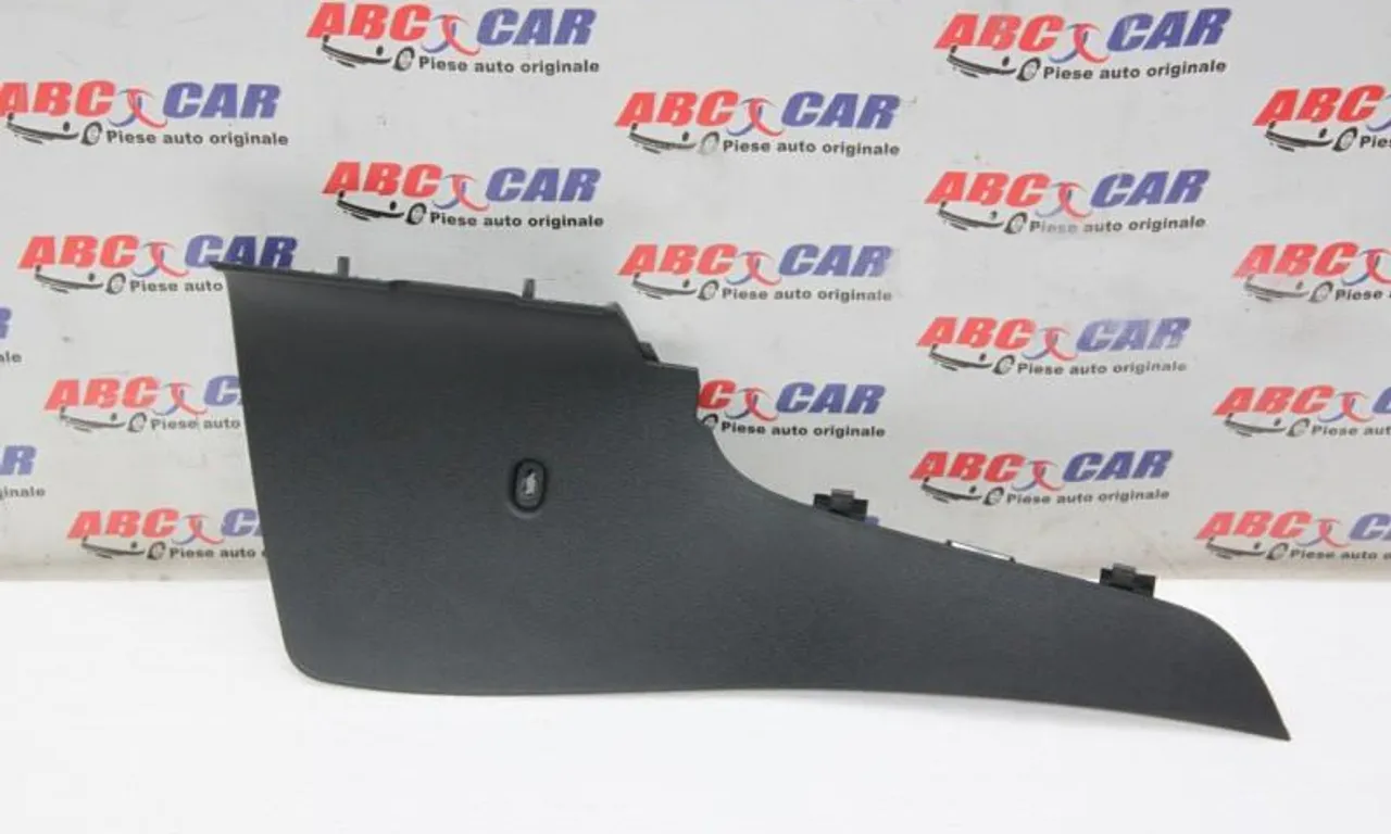 Ornament consola centrala stanga VOLKSWAGEN GOLF ALLTRACK VII Variant 2014-2020
