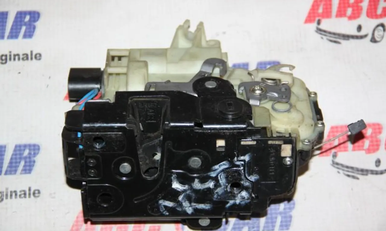 Broasca usa dreapta spate VOLKSWAGEN GOLF IV 1997-2008