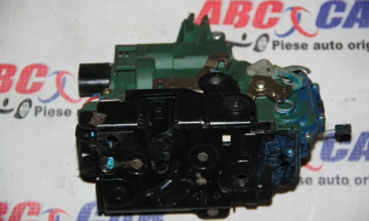 Broasca usa dreapta spate VOLKSWAGEN GOLF IV 1997-2008