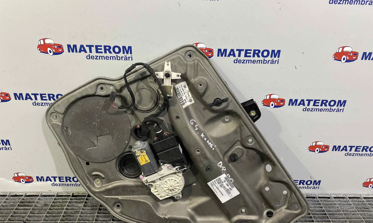 MACARA USA SPATE DREAPTA VOLKSWAGEN GOLF IV 1997-2008