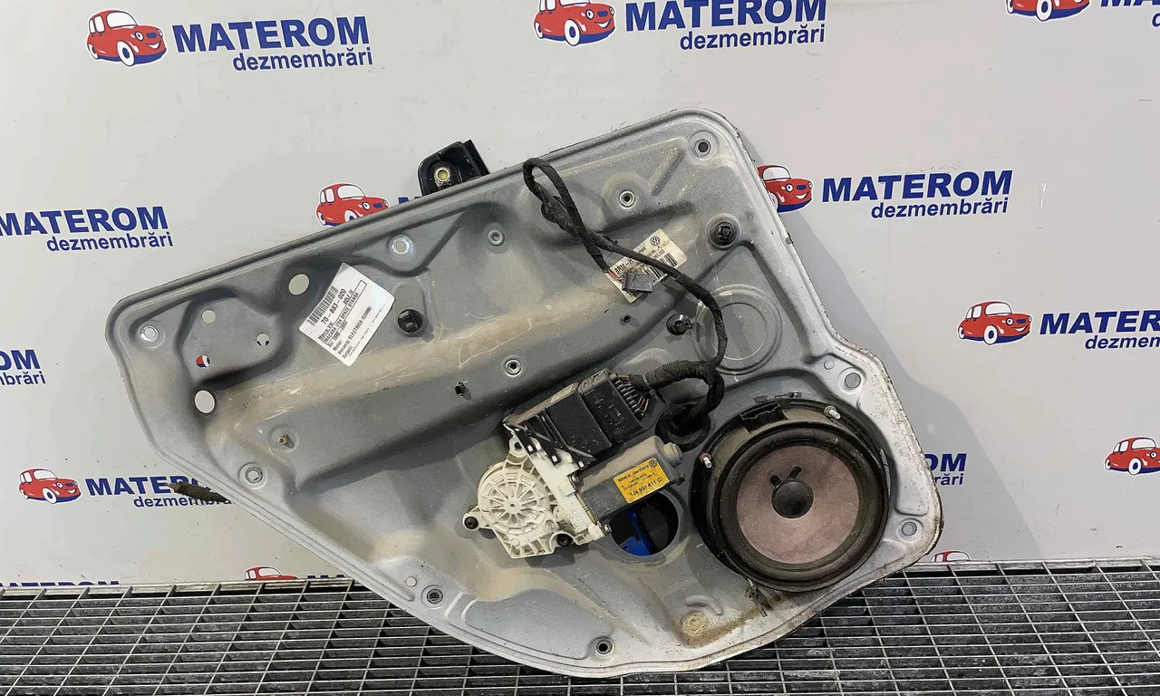 MACARA USA SPATE STANGA VOLKSWAGEN GOLF IV 1997-2008