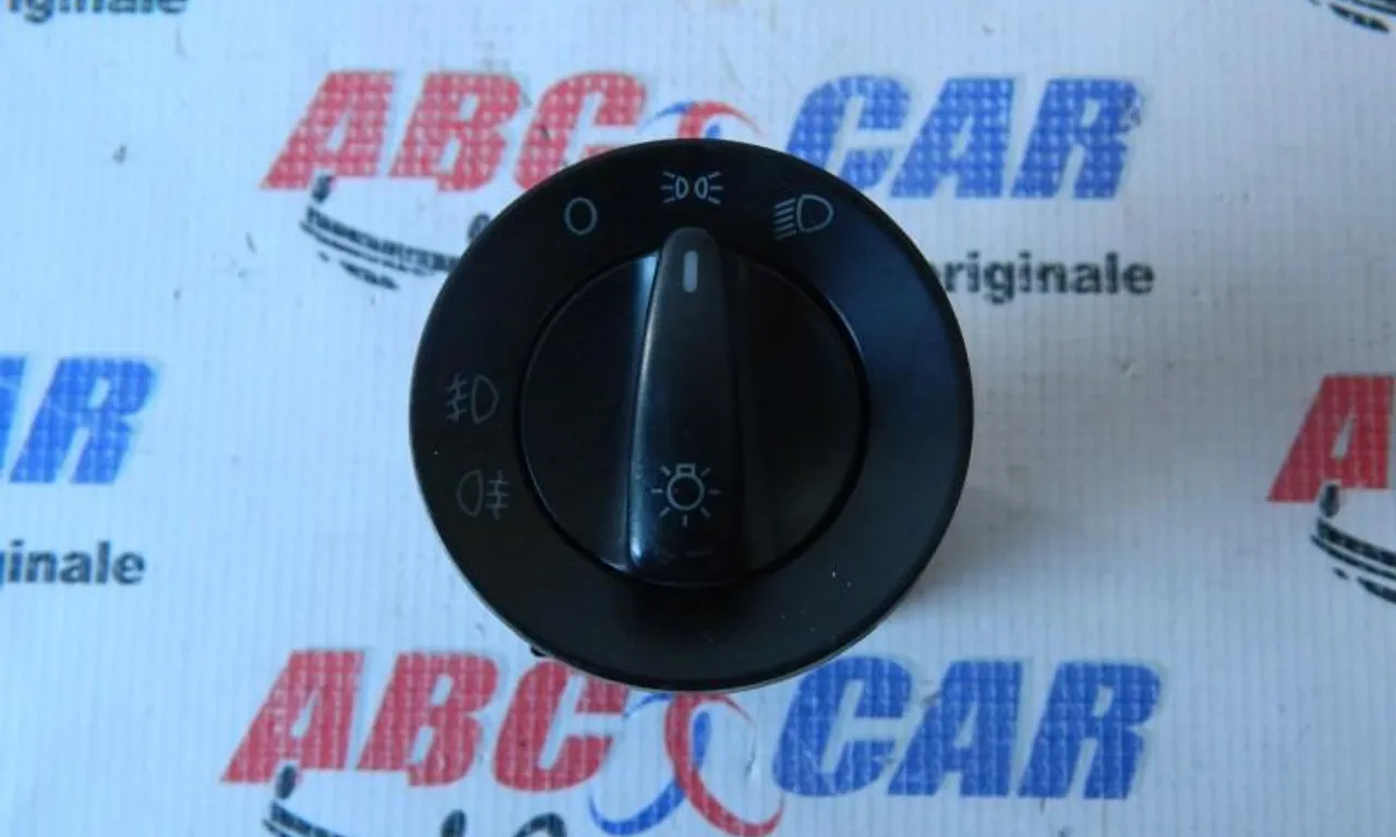 Bloc lumini VOLKSWAGEN GOLF IV 1997-2008