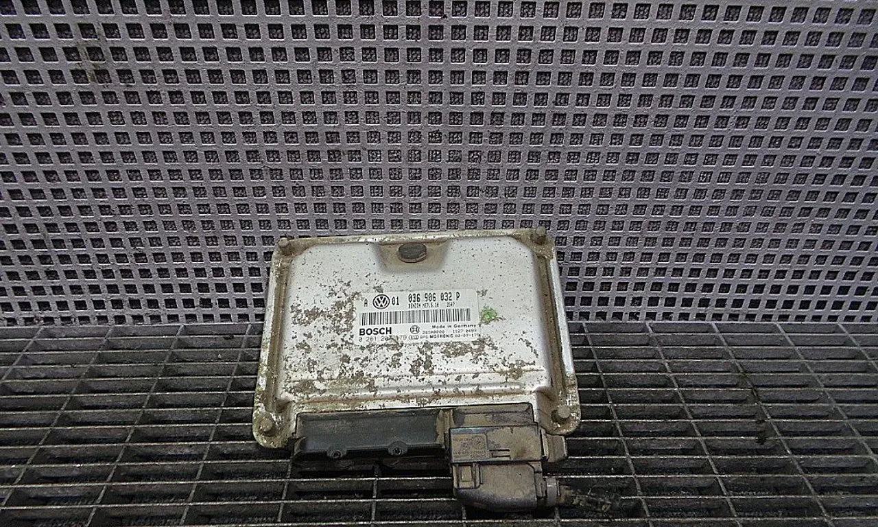 CALCULATOR MOTOR VOLKSWAGEN GOLF IV 1997-2004