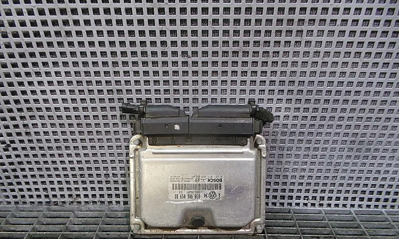 CALCULATOR MOTOR VOLKSWAGEN GOLF IV 1997-2004