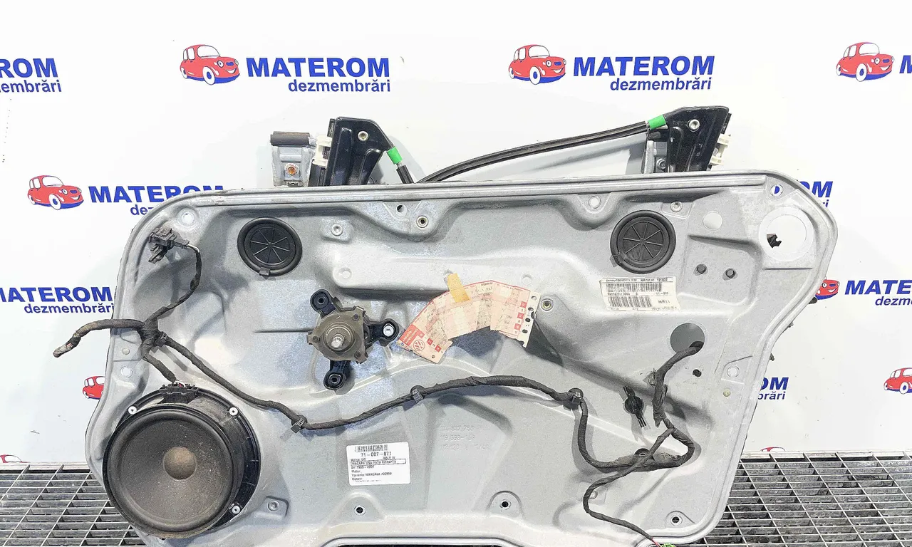 MACARA USA FATA DREAPTA VOLKSWAGEN GOLF IV 1997-2008