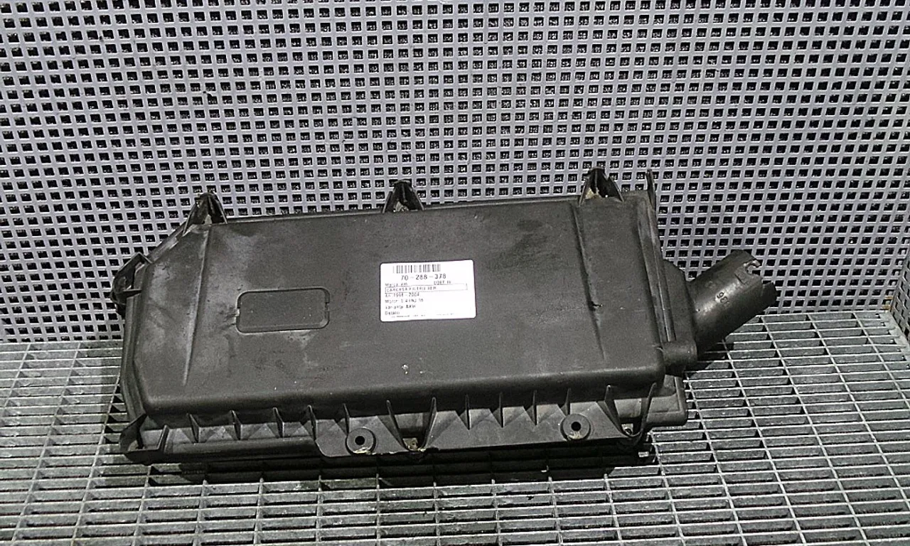CARCASA FILTRU AER VOLKSWAGEN GOLF IV 1997-2008