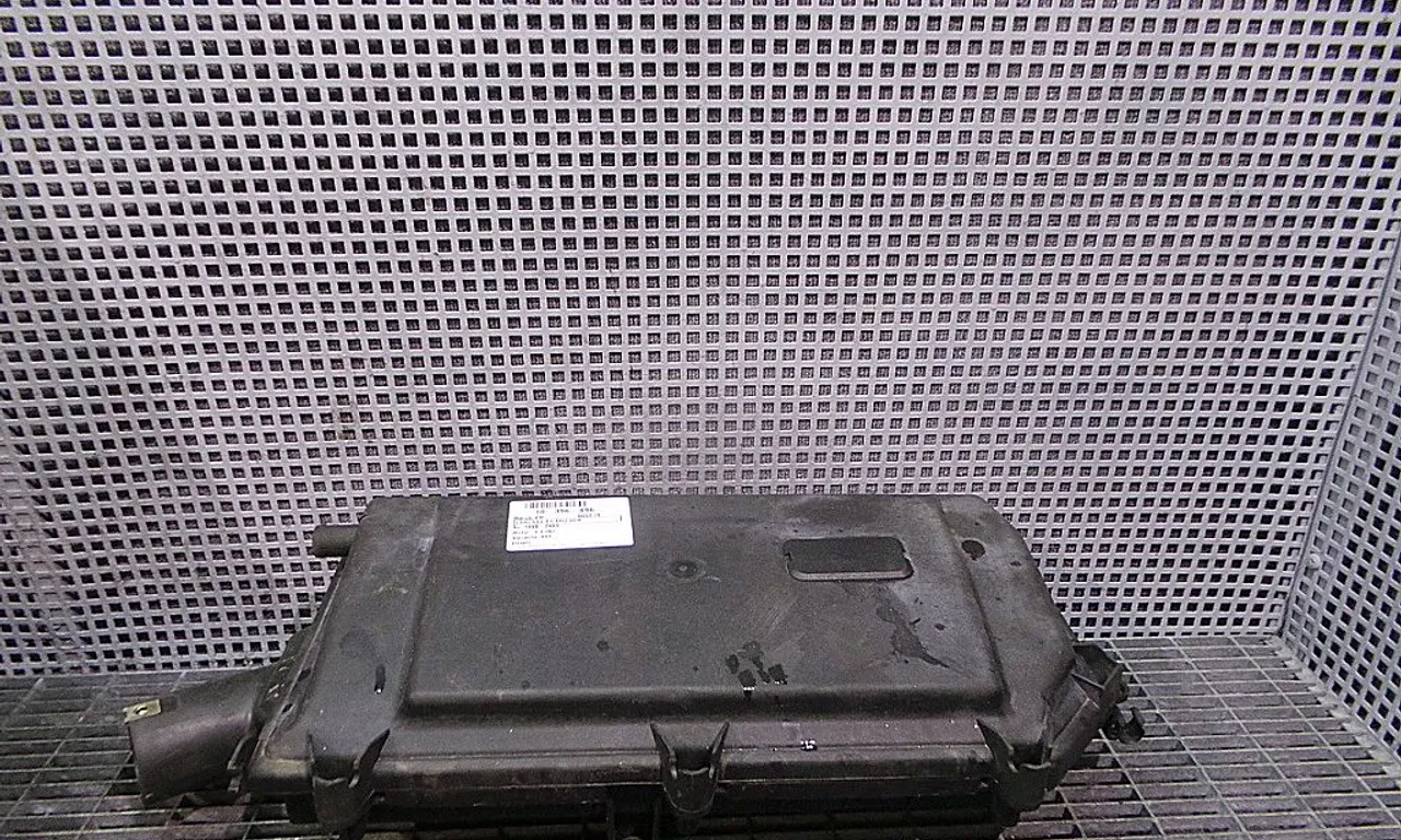 CARCASA FILTRU AER VOLKSWAGEN GOLF IV 1997-2004