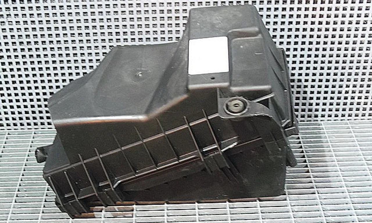 CARCASA FILTRU AER VOLKSWAGEN GOLF IV 1997-2004