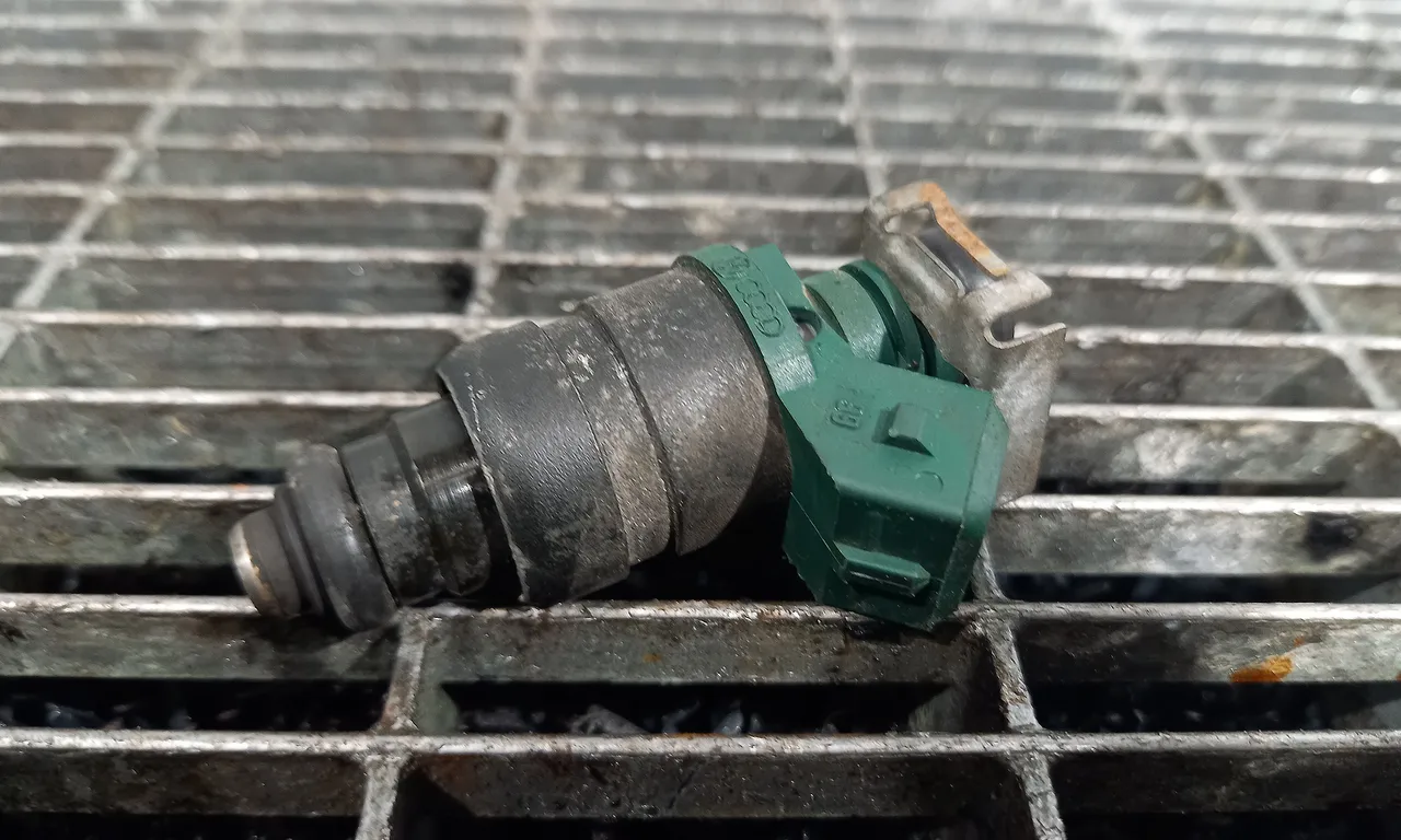 INJECTOR VOLKSWAGEN GOLF IV 1997-2008