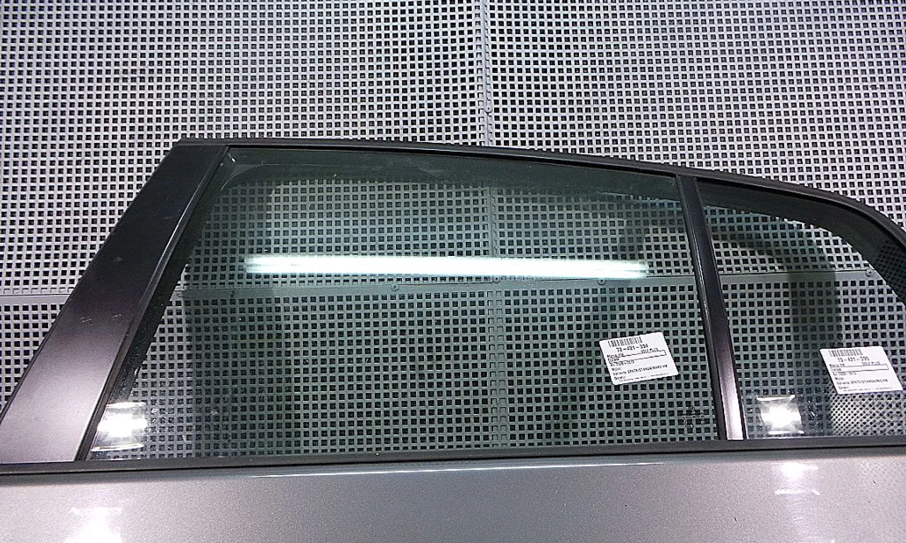 GEAM SPATE MARE STANGA VOLKSWAGEN GOLF PLUS V 2004-2013