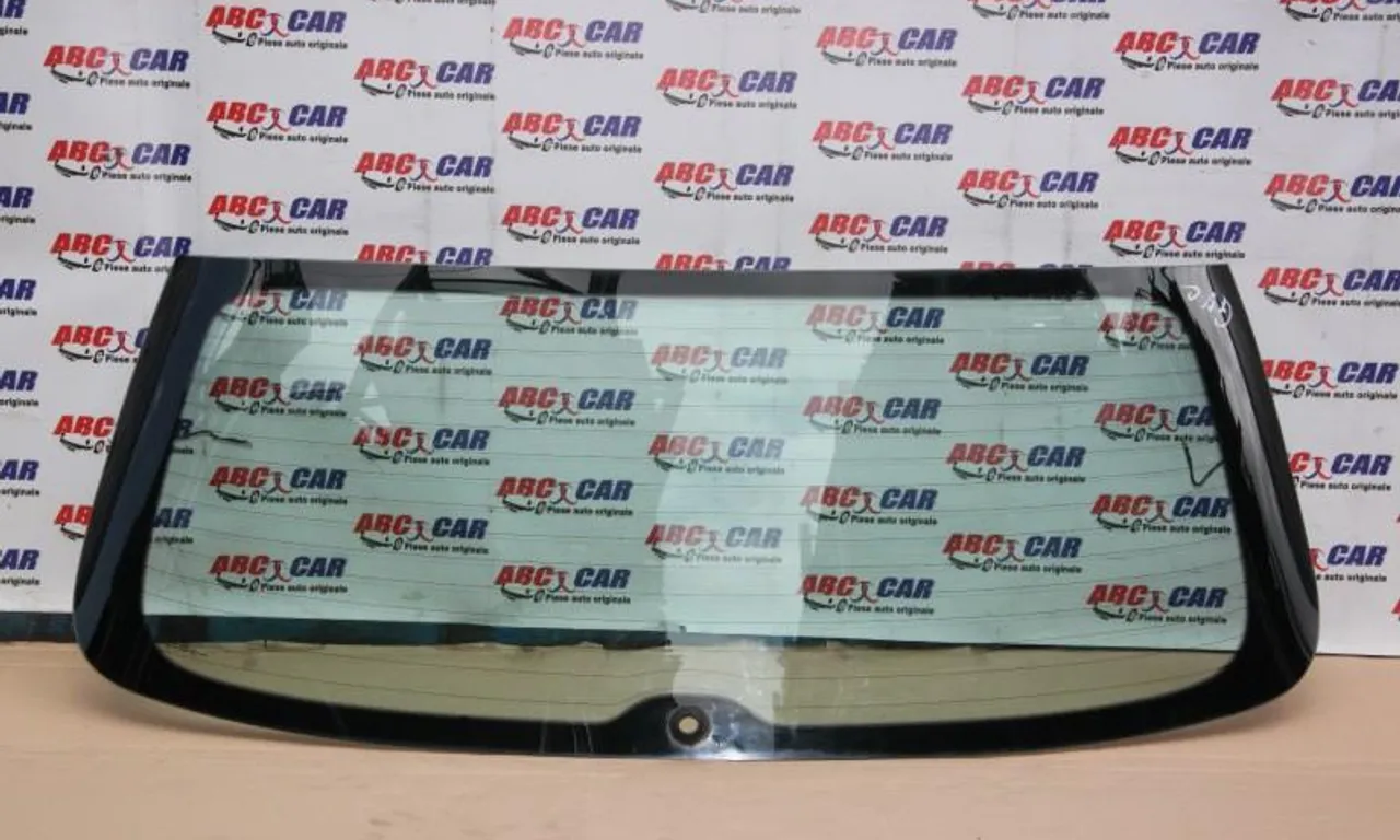 Luneta VOLKSWAGEN GOLF PLUS V 2004-2013