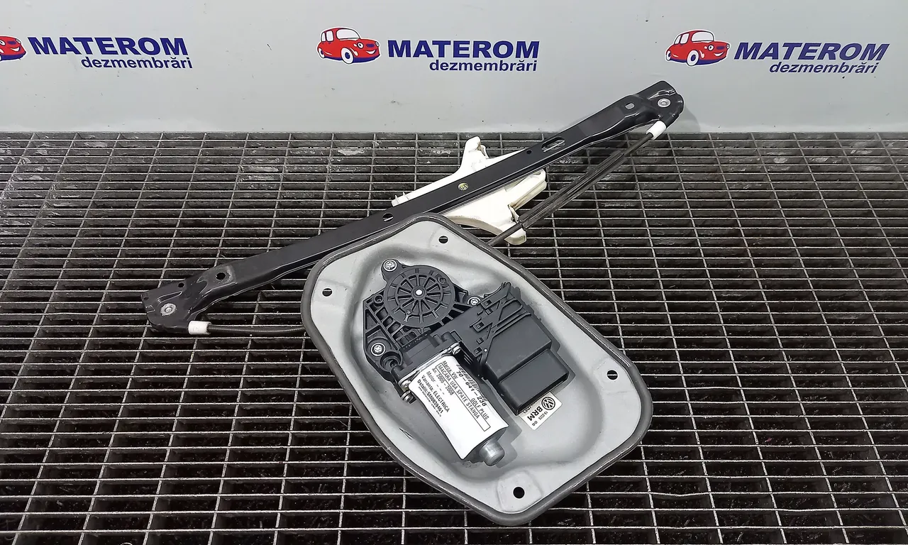 MACARA USA SPATE STANGA VOLKSWAGEN GOLF PLUS V 2004-2013