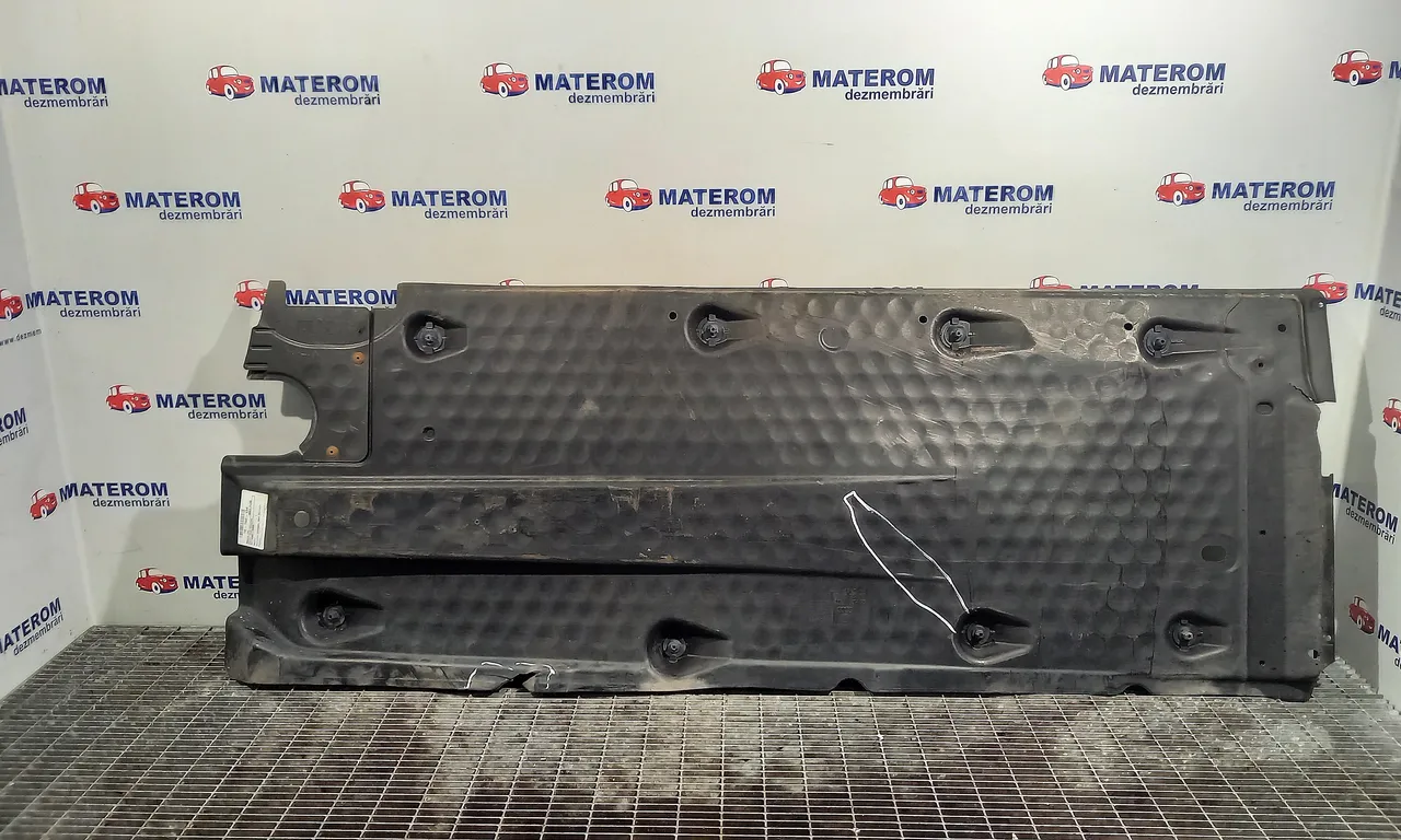 SCUT SUB MASINA VOLKSWAGEN GOLF PLUS V 2004-2013