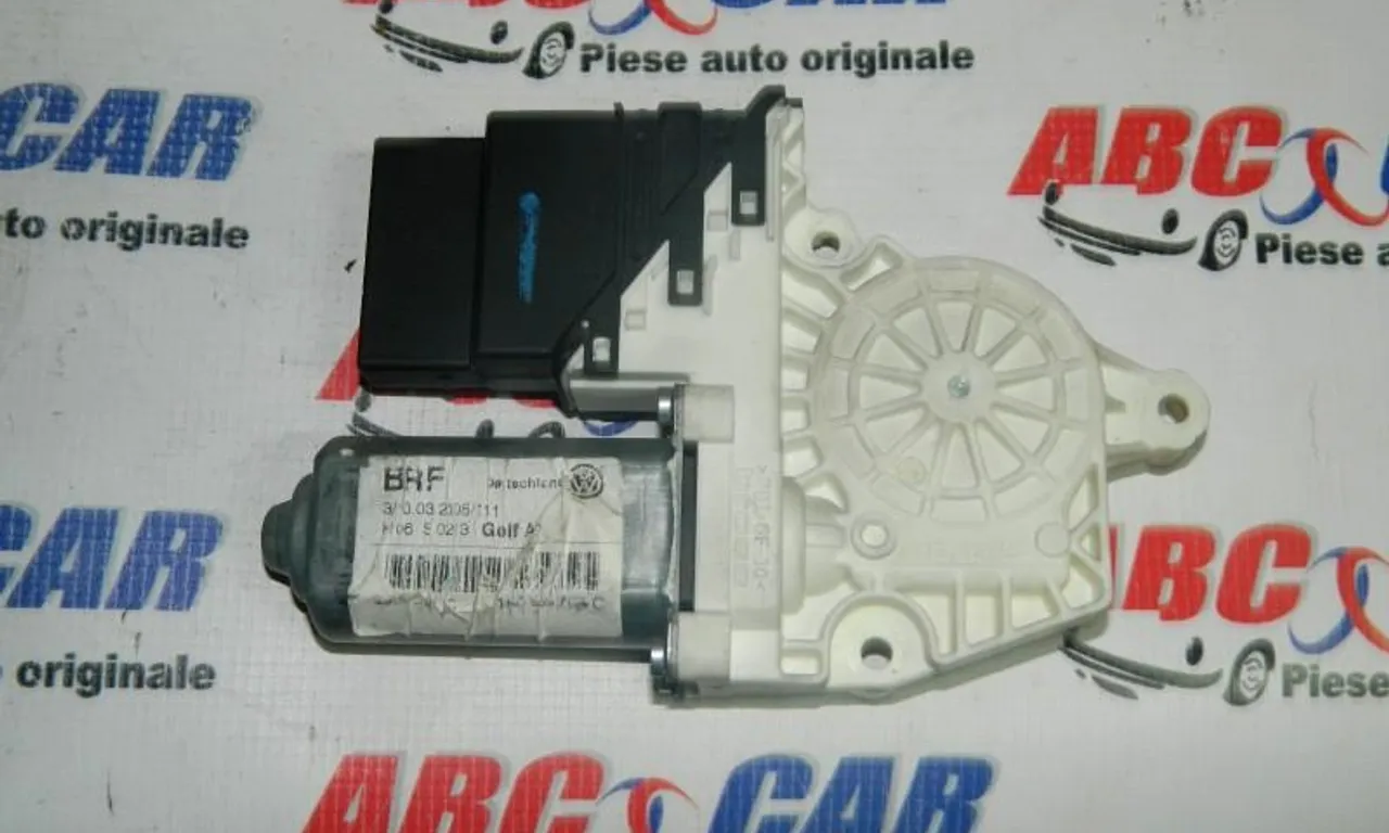 Motoras macara usa dreapta spate VOLKSWAGEN GOLF PLUS V 2004-2013