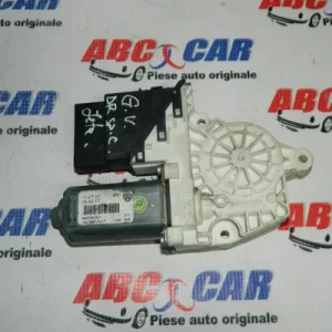 Motoras macara usa dreapta spate