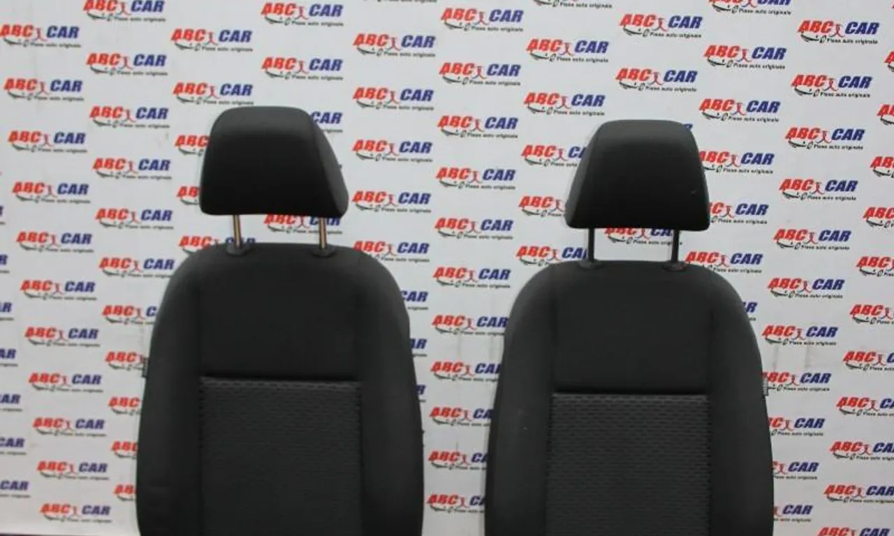 Scaune stanga-dreapta fata VOLKSWAGEN GOLF PLUS V 2004-2013