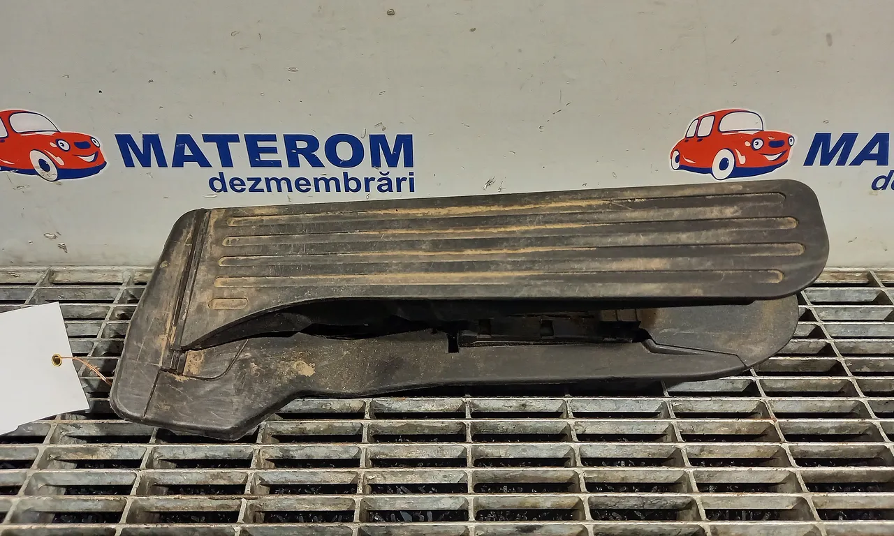 PEDALA ACCELERATIE VOLKSWAGEN GOLF PLUS V 2004-2013
