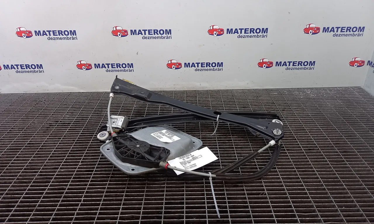 MACARA USA FATA DREAPTA VOLKSWAGEN GOLF V 2003-2010