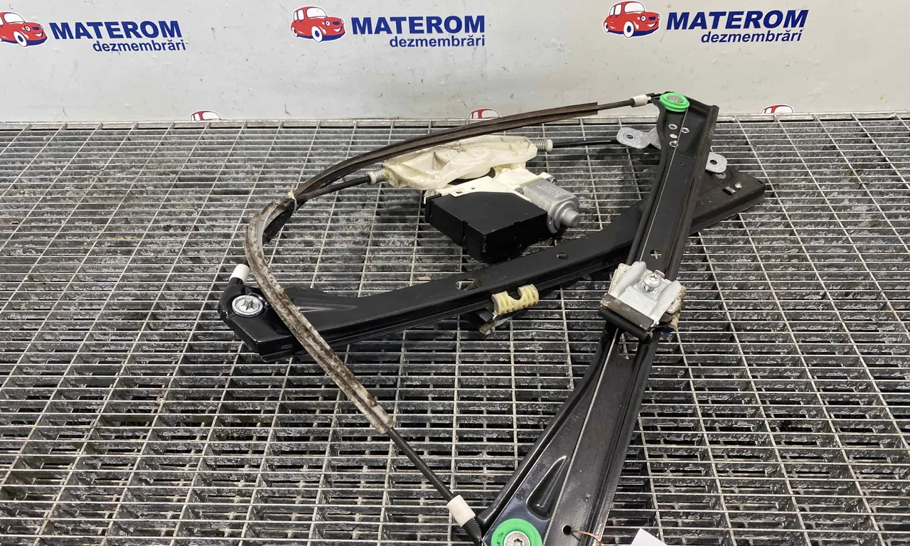 MACARA USA FATA STANGA VOLKSWAGEN GOLF V 2003-2010