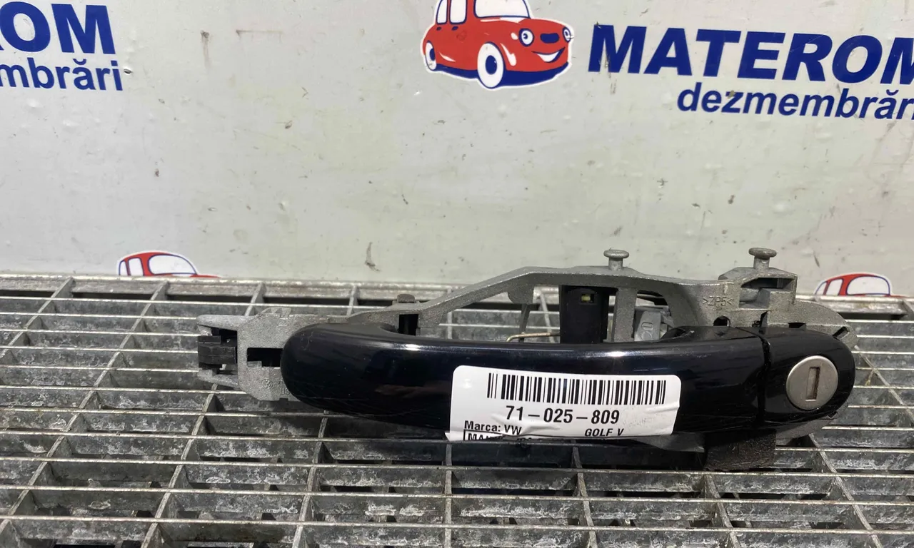 MANER USA FATA DREAPTA VOLKSWAGEN GOLF V 2003-2010