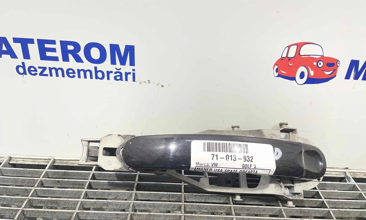 MANER USA SPATE DREAPTA VOLKSWAGEN GOLF V 2003-2010