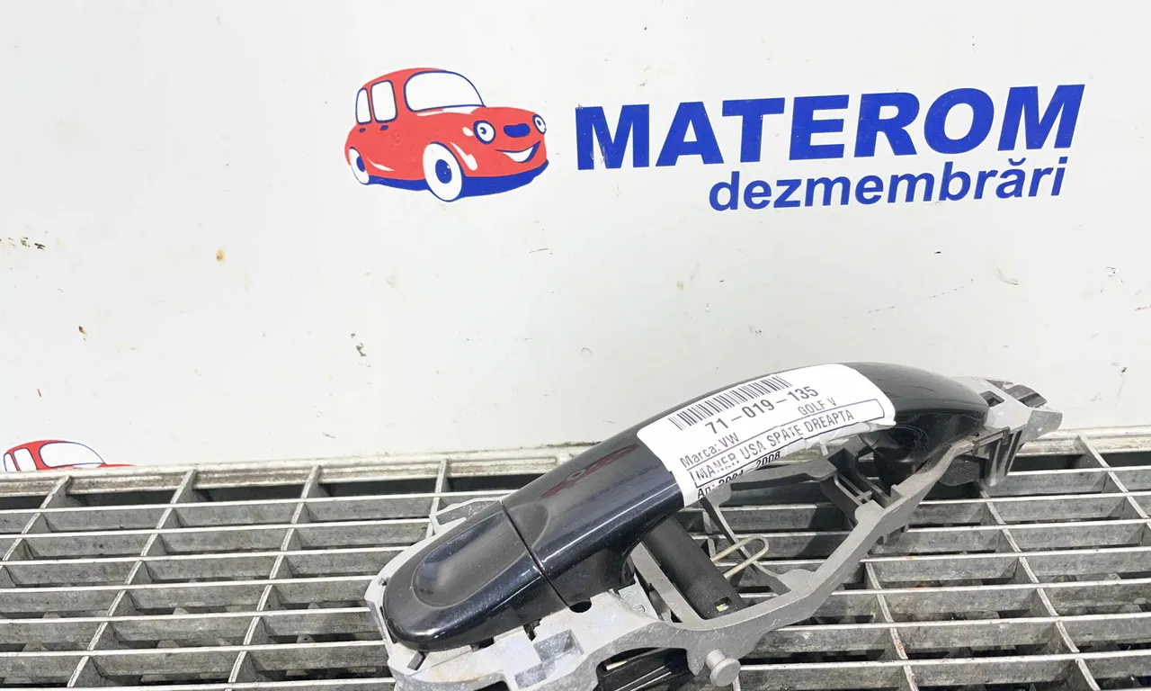 MANER USA SPATE DREAPTA VOLKSWAGEN GOLF V 2003-2010