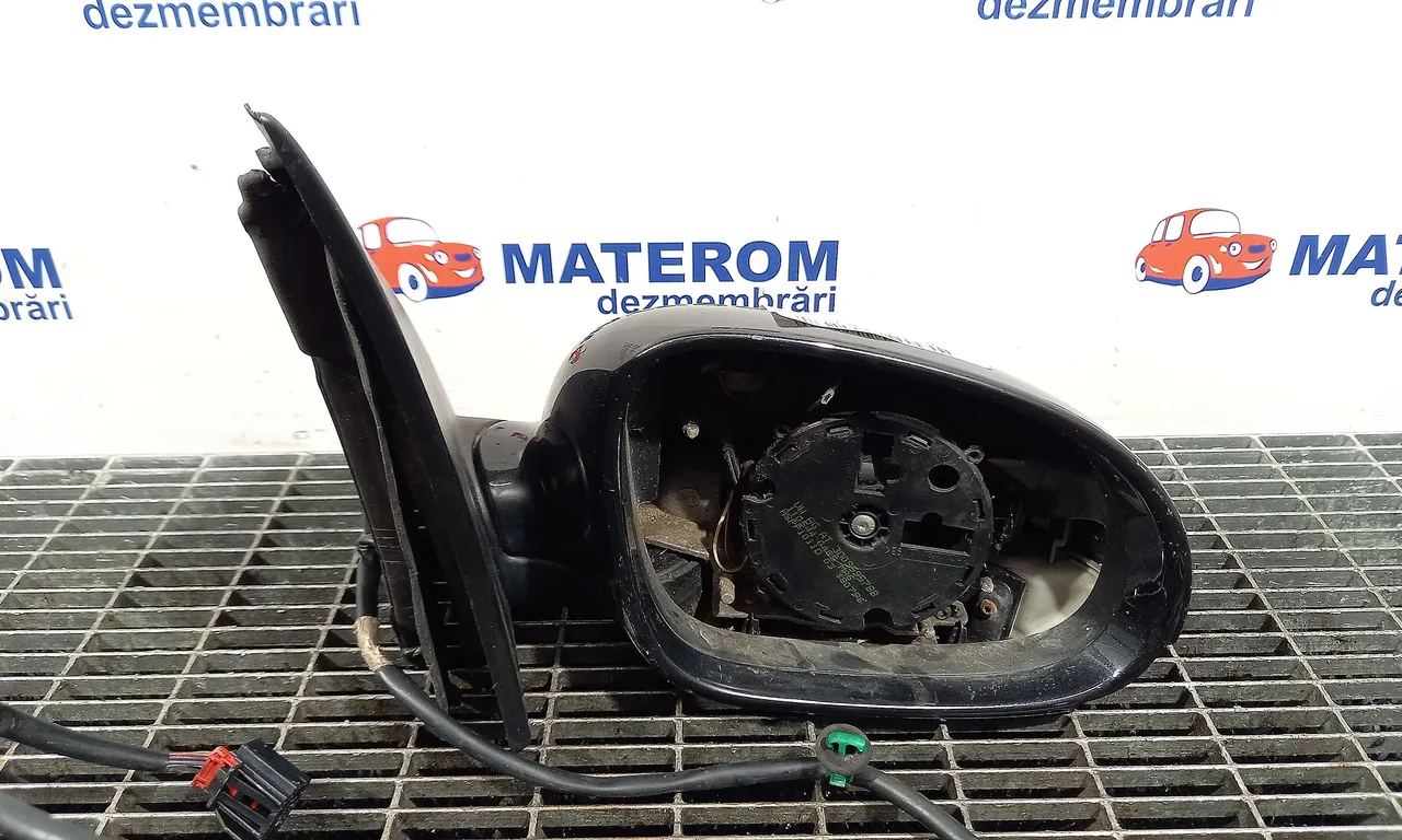 OGLINDA EXTERIOARA DREAPTA VOLKSWAGEN GOLF V 2003-2010