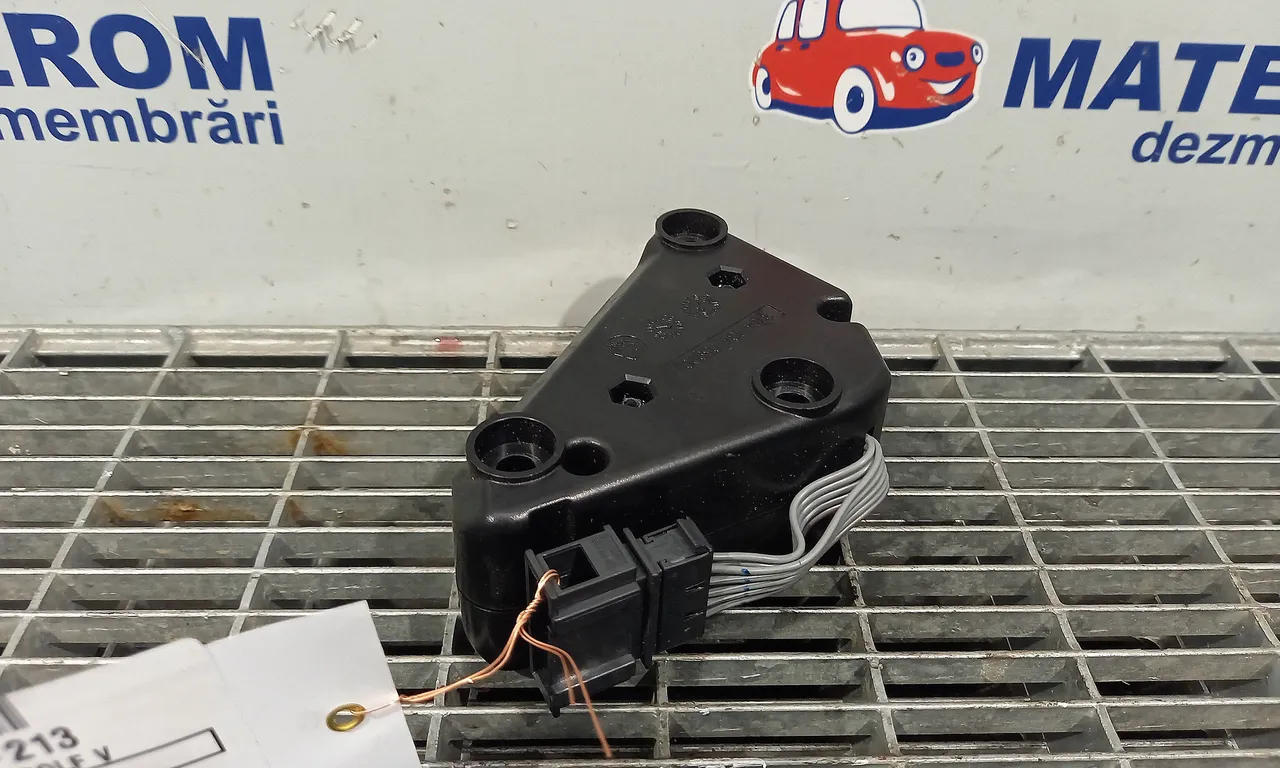 AMPLIFICATOR AUDIO VOLKSWAGEN GOLF V 2003-2010