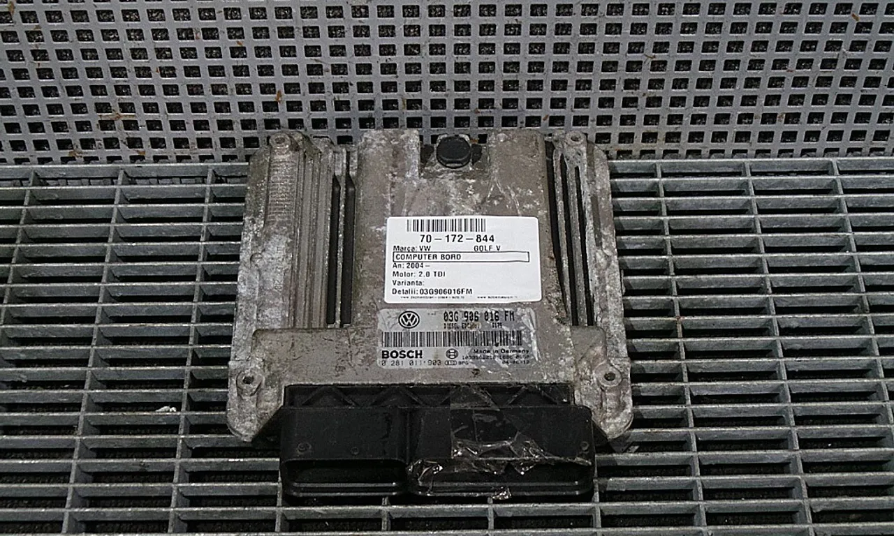 CALCULATOR MOTOR VOLKSWAGEN GOLF V 2003-2010