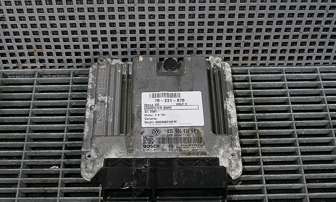 CALCULATOR MOTOR VOLKSWAGEN GOLF V 2003-2010