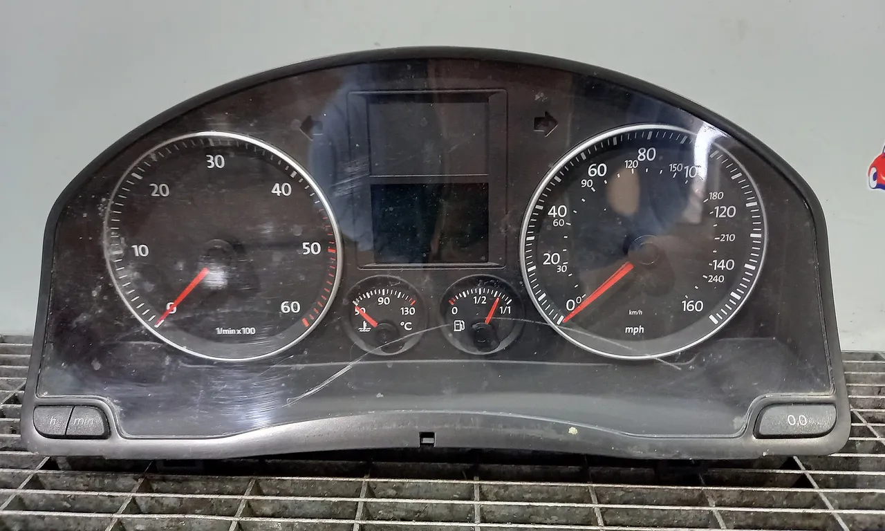 CEAS BORD VOLKSWAGEN GOLF V 2003-2010