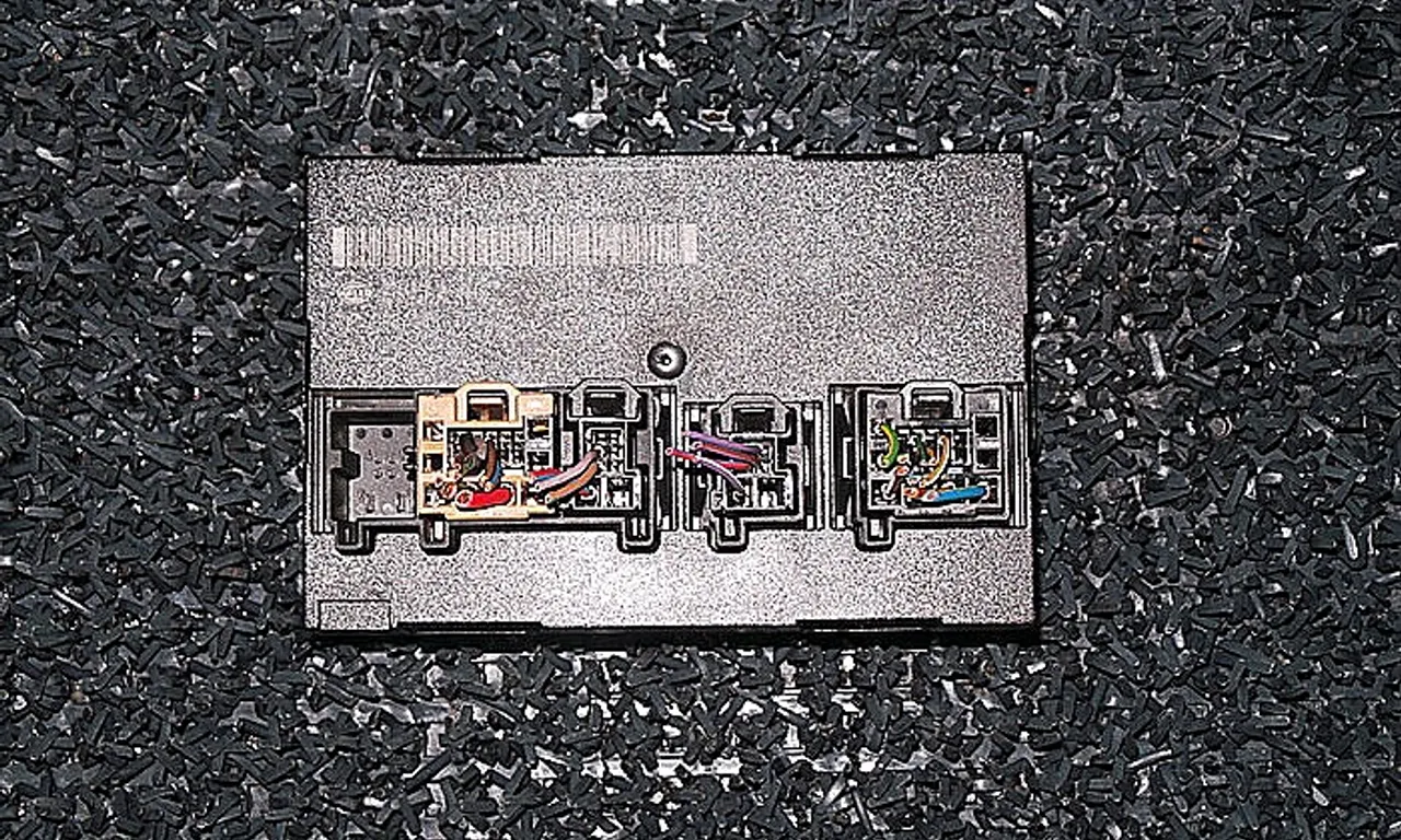 MODUL CONFORT VOLKSWAGEN GOLF V 2003-2010