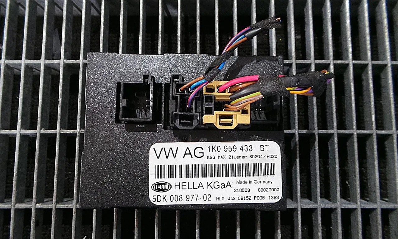 MODUL CONFORT VOLKSWAGEN GOLF V 2003-2010