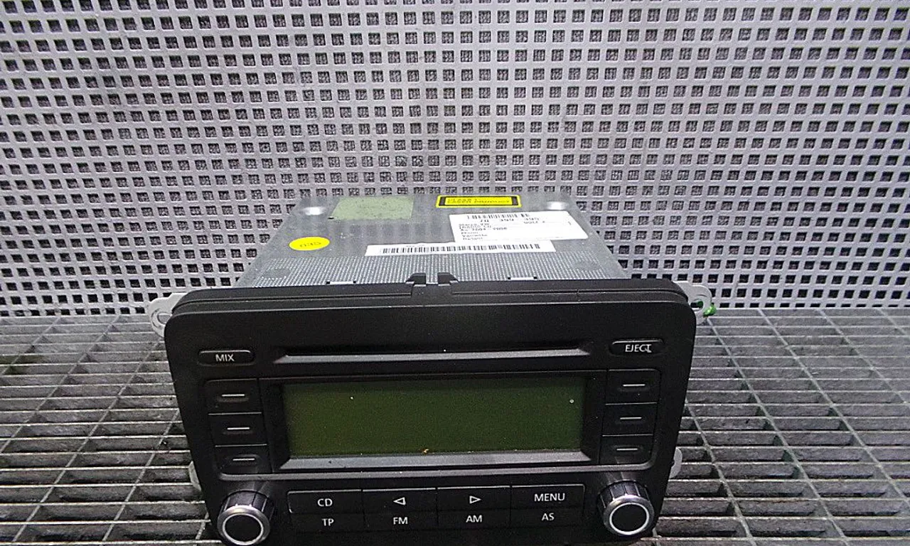 RADIO CD VOLKSWAGEN GOLF V 2003-2010