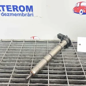 INJECTOR