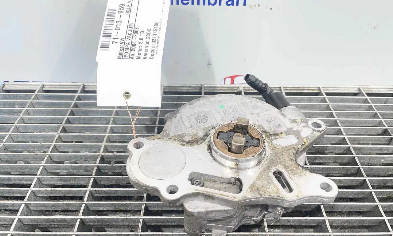 POMPA VACUUM VOLKSWAGEN GOLF V 2003-2010