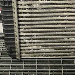 RADIATOR INTERCOOLER VOLKSWAGEN GOLF V 1.9 TDI 2003-2010 oe-1K0145803A, vedere laterala