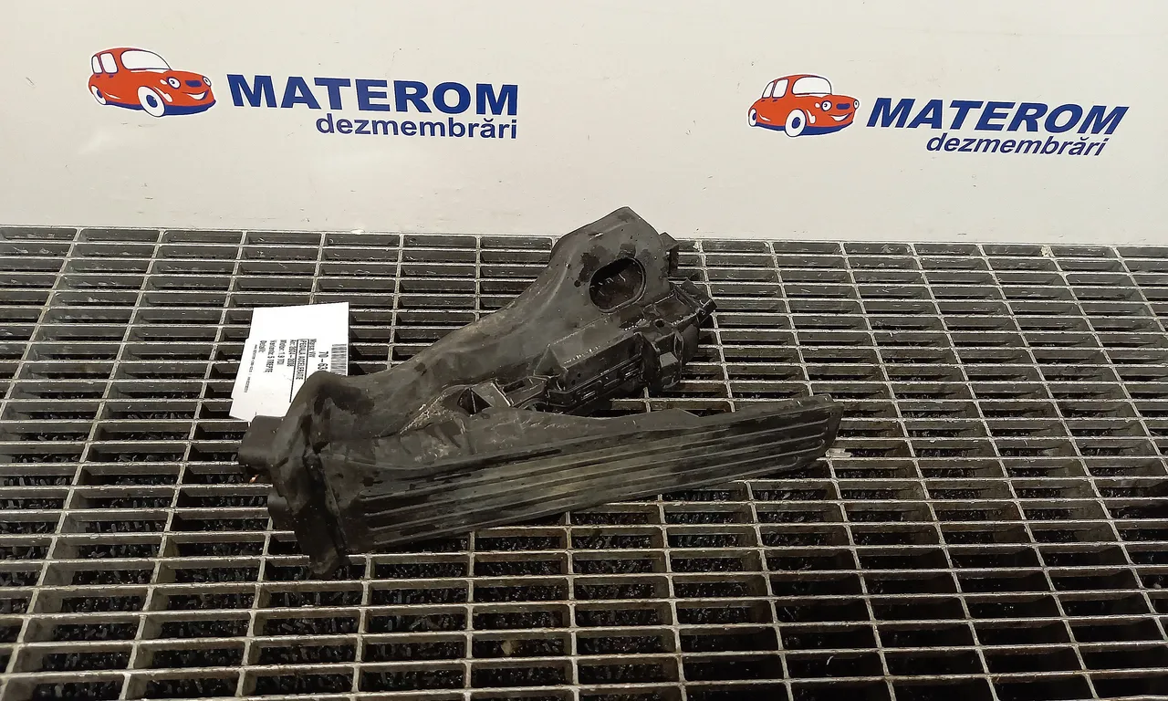 PEDALA ACCELERATIE VOLKSWAGEN GOLF V 2003-2010