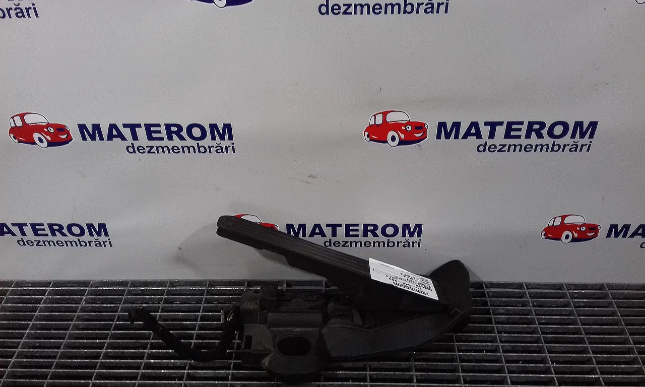 PEDALA ACCELERATIE VOLKSWAGEN GOLF V 2003-2010