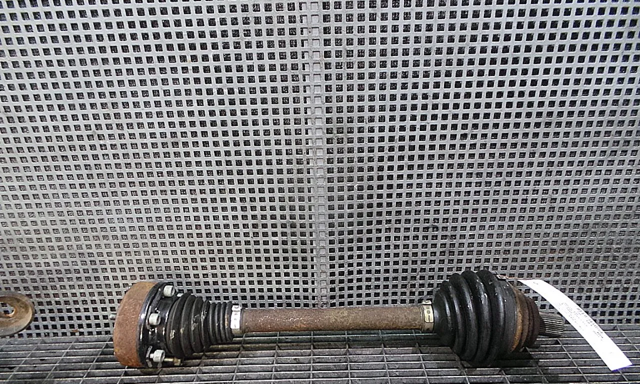 PLANETARA FATA STANGA VOLKSWAGEN GOLF V 2003-2010