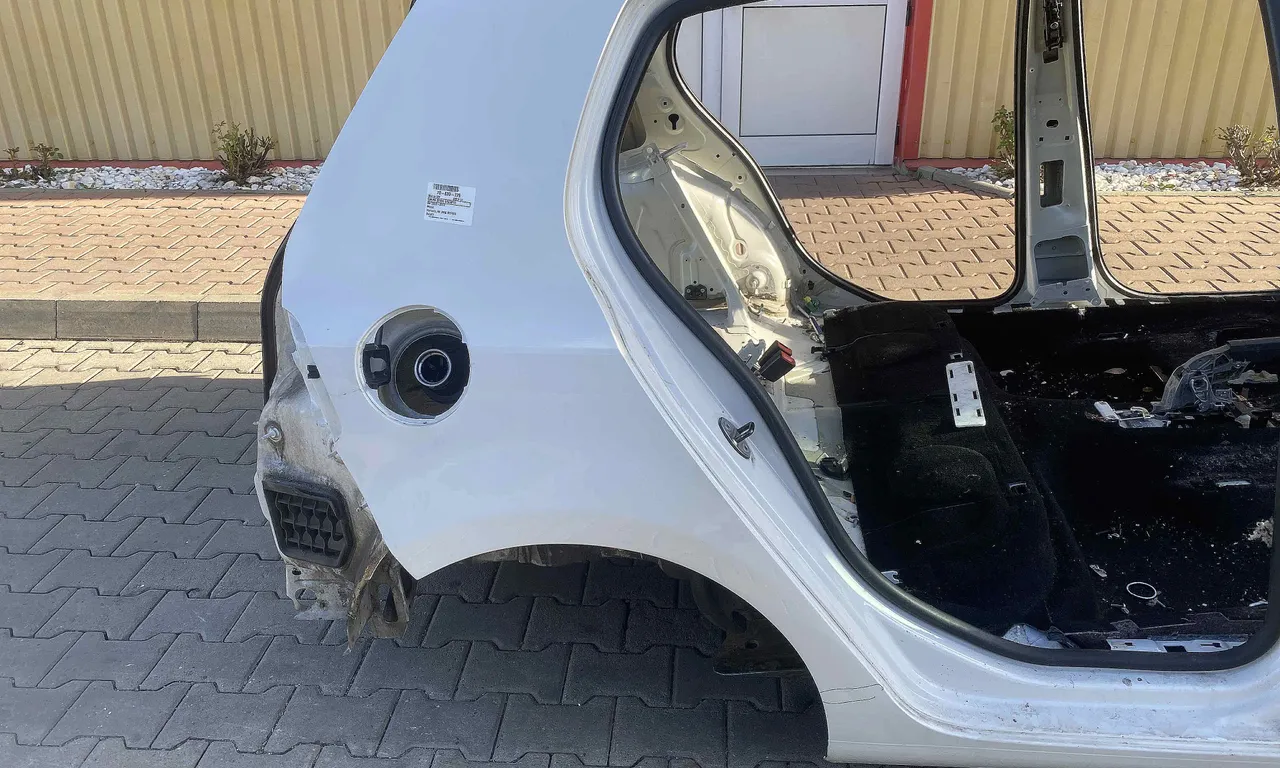 ARIPA SPATE DREAPTA VOLKSWAGEN GOLF VI 2008-2014
